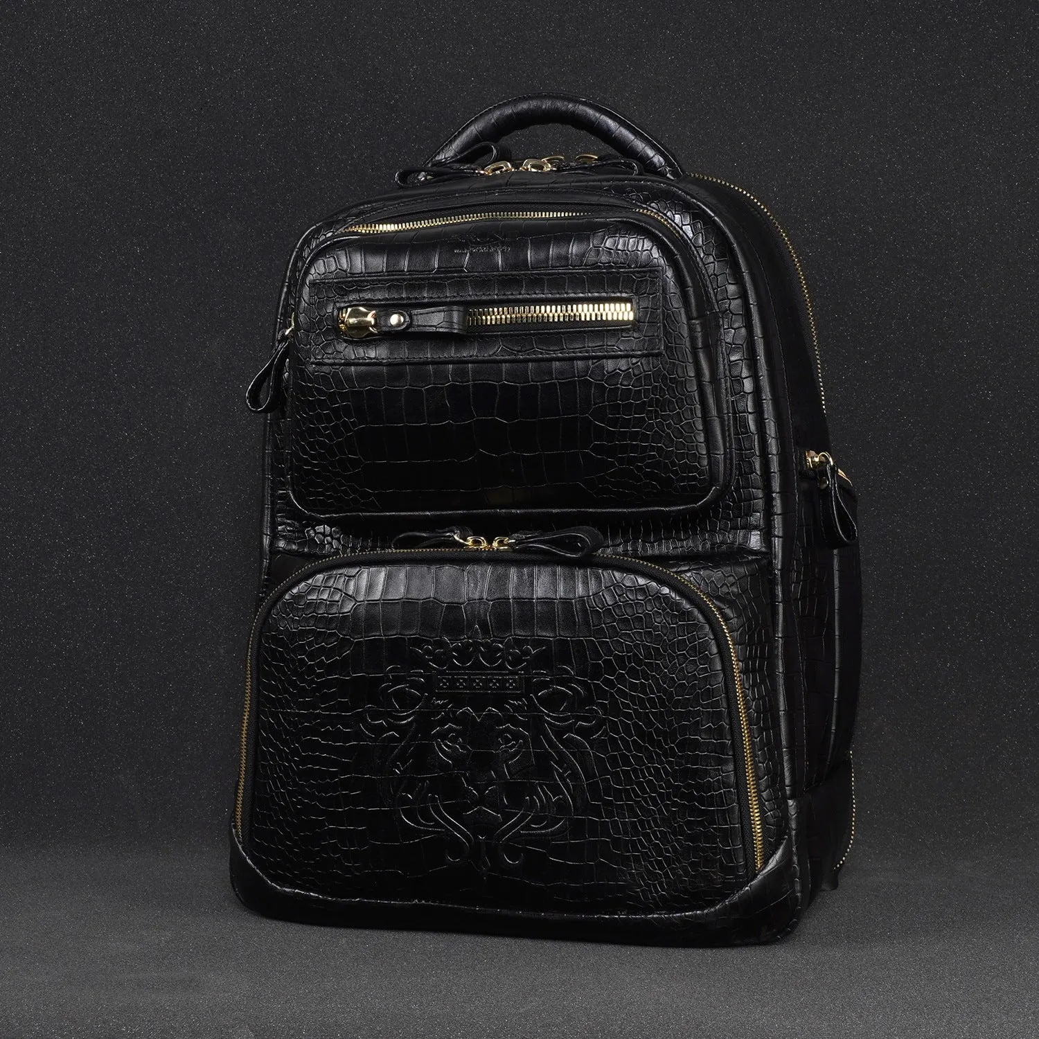 Backpack in Black Leather with Multi-Step Pockets