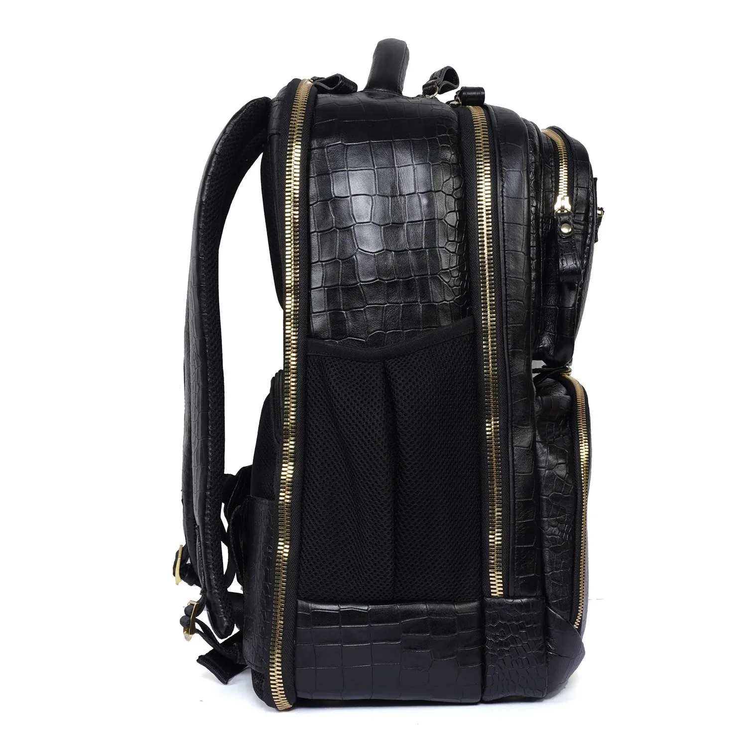 Backpack in Black Leather with Multi-Step Pockets