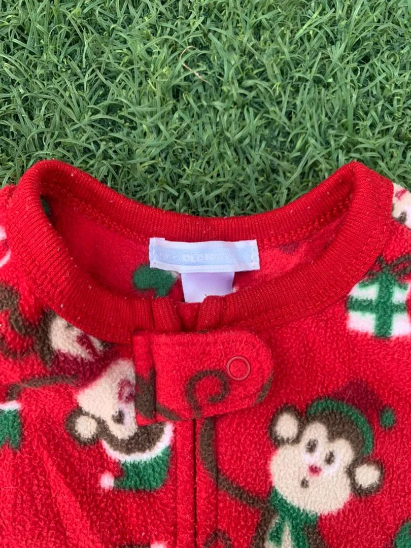 Old navy red overall size 12-24months